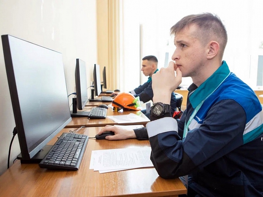 Подготовка специалистов: в Нижнекамске появится образовательно-производственный кластер химической отрасли промышленности Подготовка специалистов: в Нижнекамске появится образовательно-производственный кластер химической отрасли промышленности